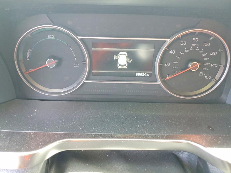 2023 Kia Sorento VIN KNDRHDLG4P5211683 COPART salvage auction — MINOR DENT/SCRATCHES, Fl - Cert Of Title Slvg Rebuildable, sold $15,900 on 2026-07-31 (photo 9)