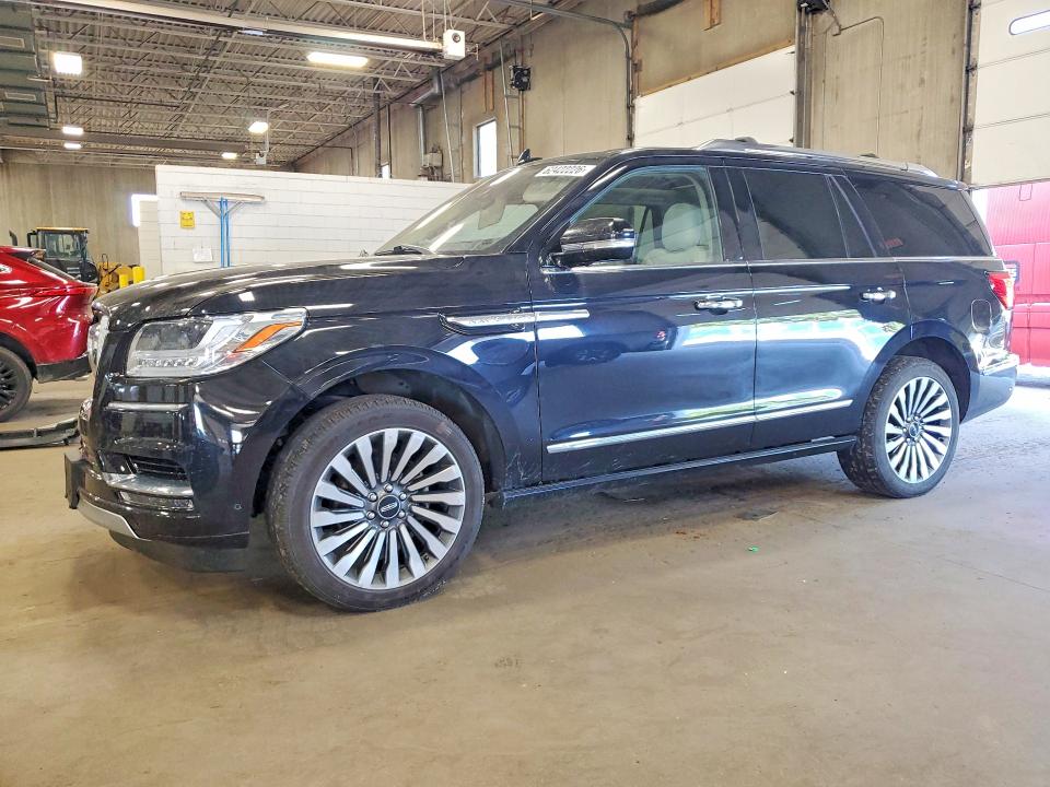 2019 Lincoln Navigator VIN 5LMJJ2LT3KEL08975 — COPART salvage auction photo