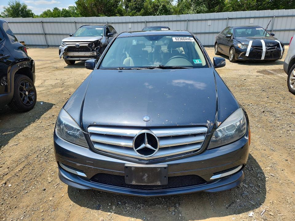 2011 Mercedes-benz C class VIN WDDGF8BB6BR175819 COPART salvage auction — NORMAL WEAR, Nj - Certificate Of Title, sold $775 on 2026-08-03 (photo 5)