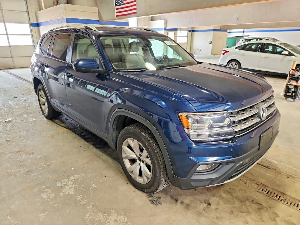 2018 Volkswagen Atlas VIN 1V2KR2CA1JC581215 COPART salvage auction — MINOR DENT/SCRATCHES, Va - Certificate Of Title, sold $2,450 on 2026-07-31 (photo 4)