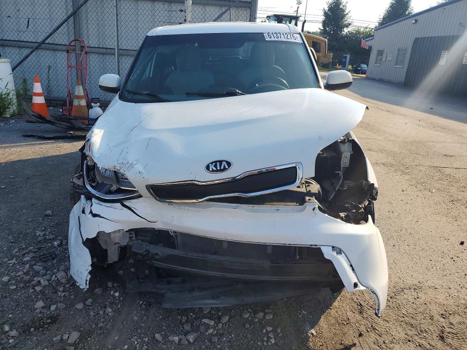 2014 Kia Soul VIN KNDJN2A27E7002747 COPART salvage auction — FRONT END, Md - Cert Of Salvage > 75% Damage, sold $350 on 2026-07-27 (photo 5)