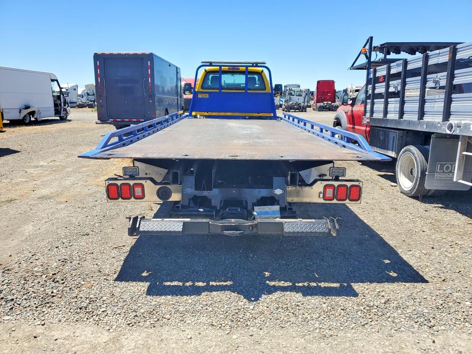 2022 Ford VIN 1FDWF6DCXNDF01019 COPART salvage auction — MECHANICAL, Ca - Dis/Dlr/Exp Only Clean Title (P), sold $23,100 on 2026-08-03 (photo 6)