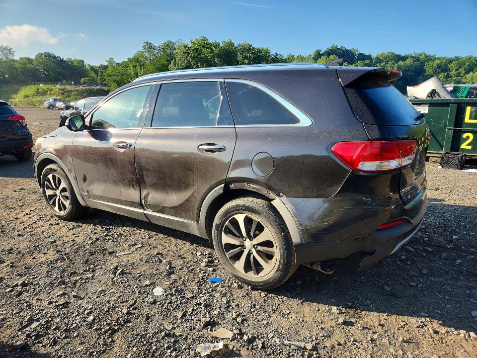 2017 Kia Sorento VIN 5XYPHDA11HG253646 COPART salvage auction — ENGINE BURN, Ny - Certificate Of Title, sold $450 on 2026-07-30 (photo 2)