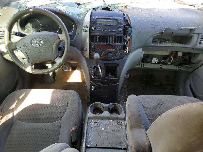 2006 Toyota Sienna VIN 5TDZA23C86S481496 COPART salvage auction — ROOF, TX - SALVAGE VEHICLE TITLE, sold $650 on 2026-07-27 (photo 8)