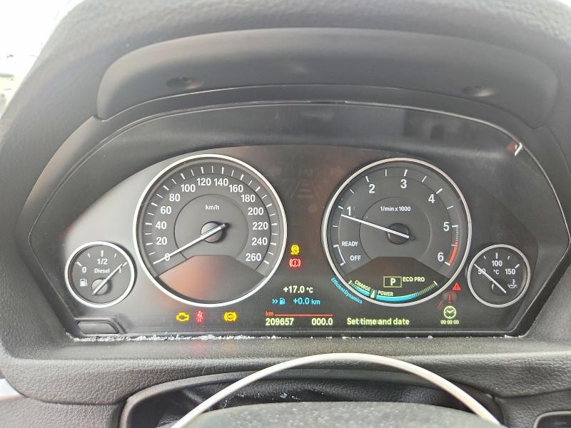 2015 BMW 3er VIN WBA3D5C55FK291336 COPART salvage auction — FRONT END, Ab - Bos - Salvage, sold $1,650 on 2026-08-13 (photo 9)