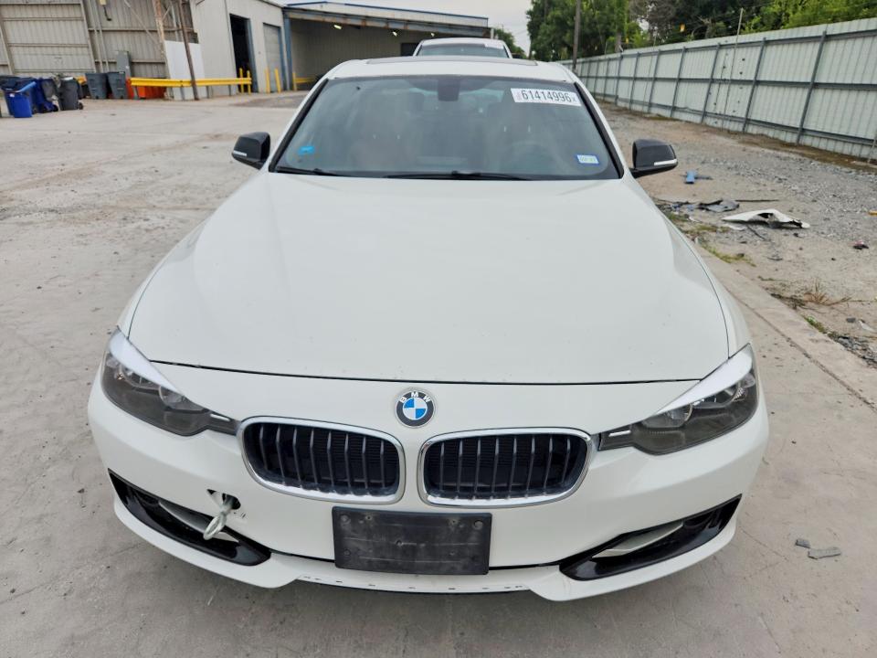 2013 BMW 3er VIN WBA3A5C51DF350512 COPART salvage auction — FRONT END, Tx - Salvage Vehicle Title, sold $3,750 on 2026-08-04 (photo 5)