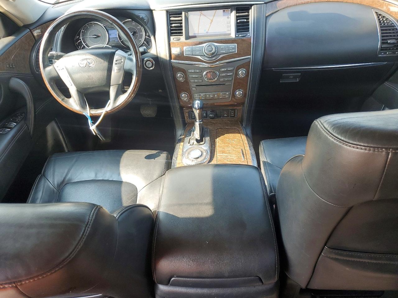 2017 Infiniti QX80 VIN JN8AZ2NF7H9645243 COPART salvage auction — Minor Dent/Scratches, NC - DEALER ONLY CLEAN TITLE, sold $3,300 on 2026-09-10 (photo 8)