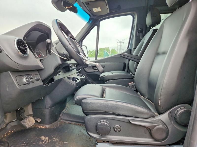 2024 Mercedes-benz Sprinter VIN W1W4NCVY5RP640264 COPART salvage auction — REAR END, Il - Salvage Certificate, sold $23,200 on 2026-08-25 (photo 7)