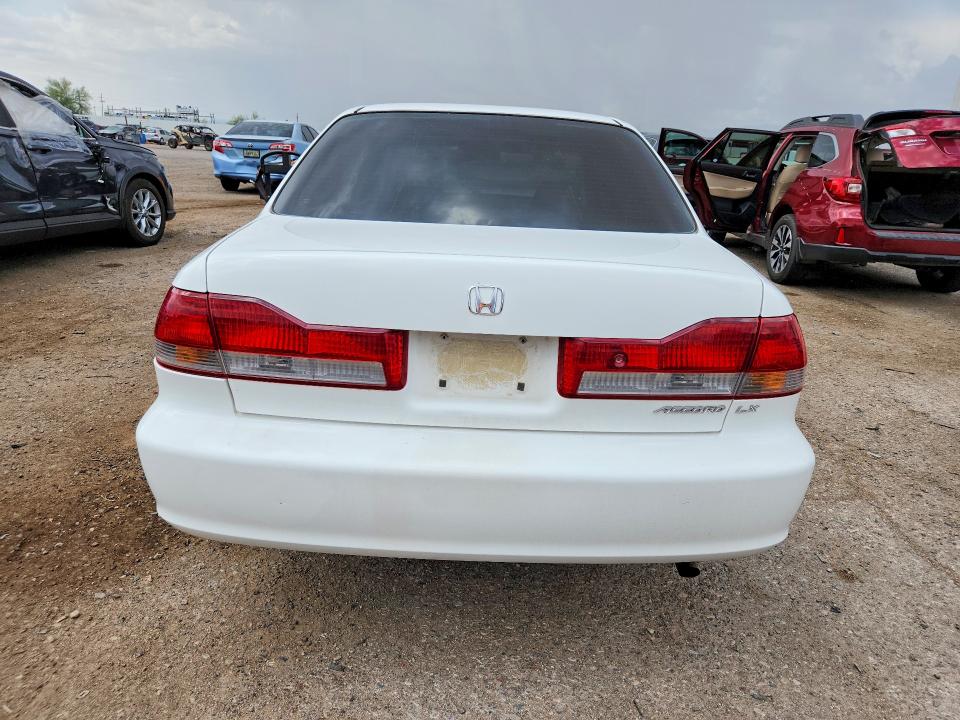 2001 Honda Accord VIN JHMCG56431C031824 COPART salvage auction — FRONT END, AZ - CERT OF TITLE - SALVAGE, sold $200 on 2026-07-24 (photo 6)