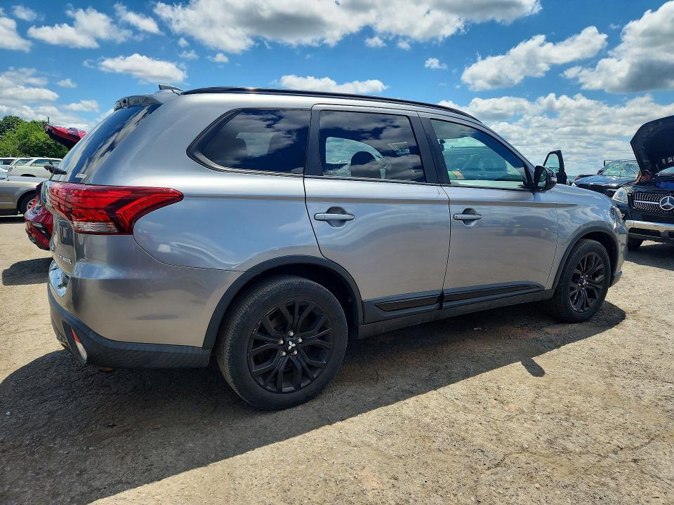 2018 Mitsubishi Outlander VIN JA4AZ3A31JZ026635 COPART salvage auction — FRONT END, Nj - Certificate Of Title (P), sold $3,500 on 2026-07-17 (photo 3)