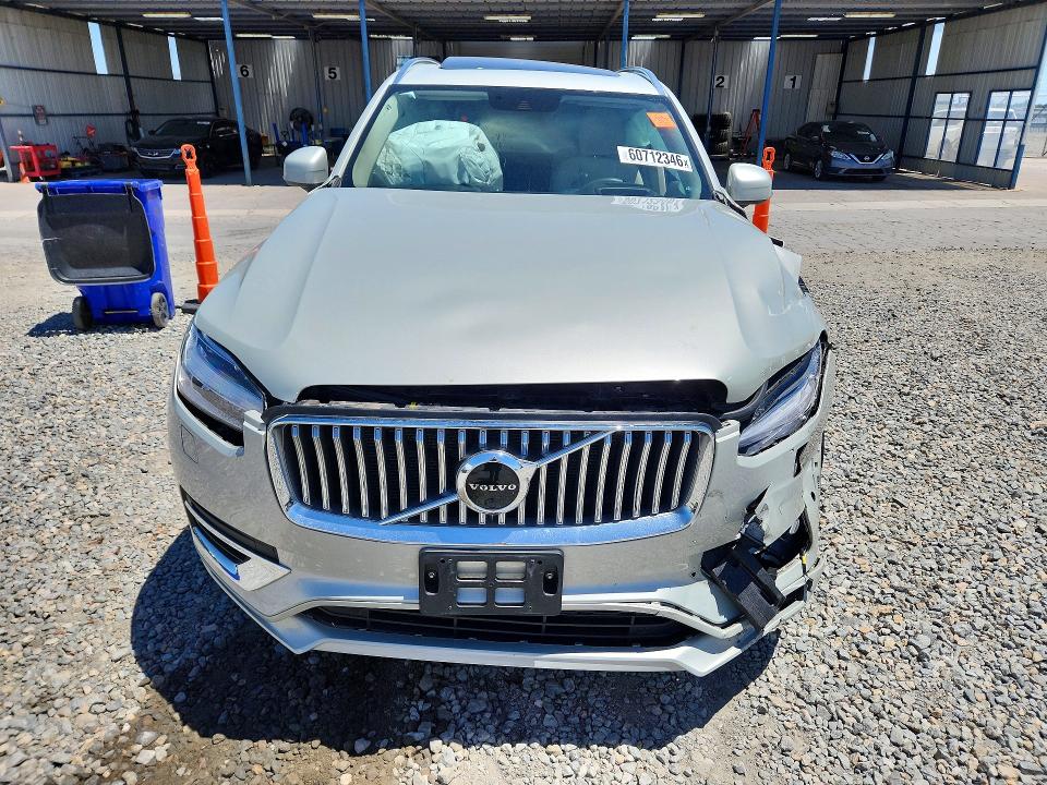 2022 Volvo Xc90 VIN YV4H600L8N1856320 COPART salvage auction — FRONT END, Co - Public - Salvage Title, sold $12,900 on 2026-08-20 (photo 5)