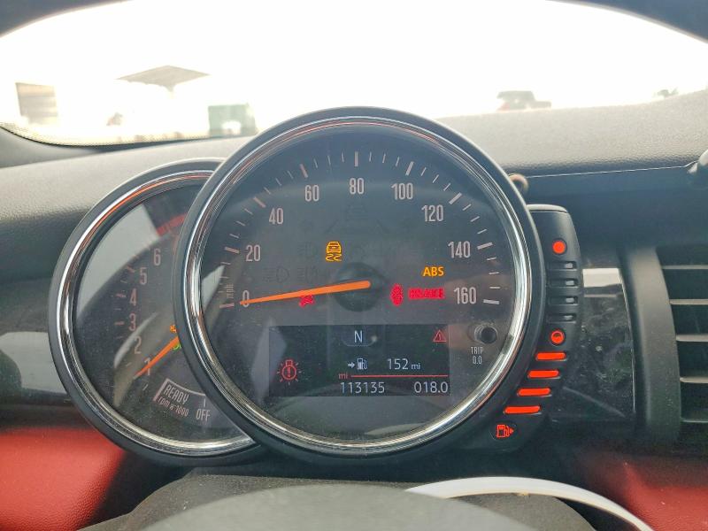 2015 Mini Cooper VIN WMWXU3C57FT892165 COPART salvage auction — MINOR DENT/SCRATCHES, Wi - Dealer Only Clean Title, sold $725 on 2026-07-09 (photo 9)