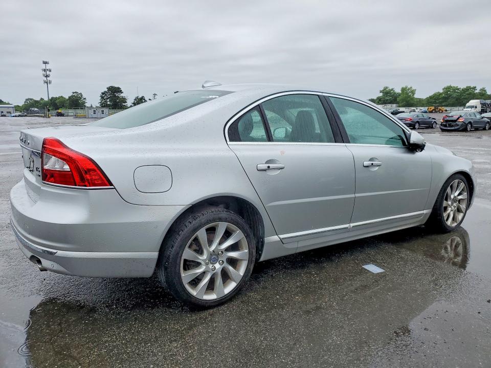 2015 Volvo VIN YV1902MM1F1191263 COPART salvage auction — VANDALISM, Ny - Mv-907A Salvage Certificate, sold $2,350 on 2026-07-08 (photo 3)