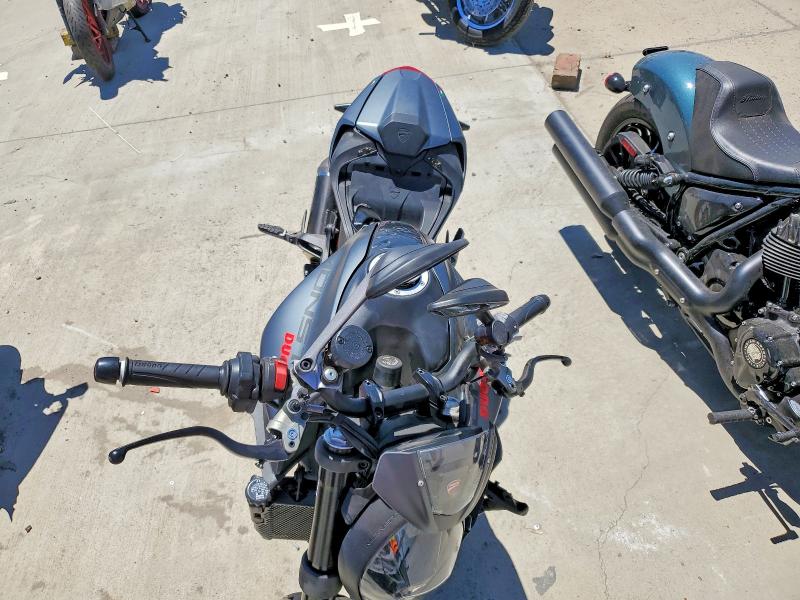 2024 Ducati Monster VIN ZDMMAMDT9RB008615 COPART salvage auction — FRONT END, Ca - Salvage Certificate, sold $2,800 on 2026-08-06 (photo 5)