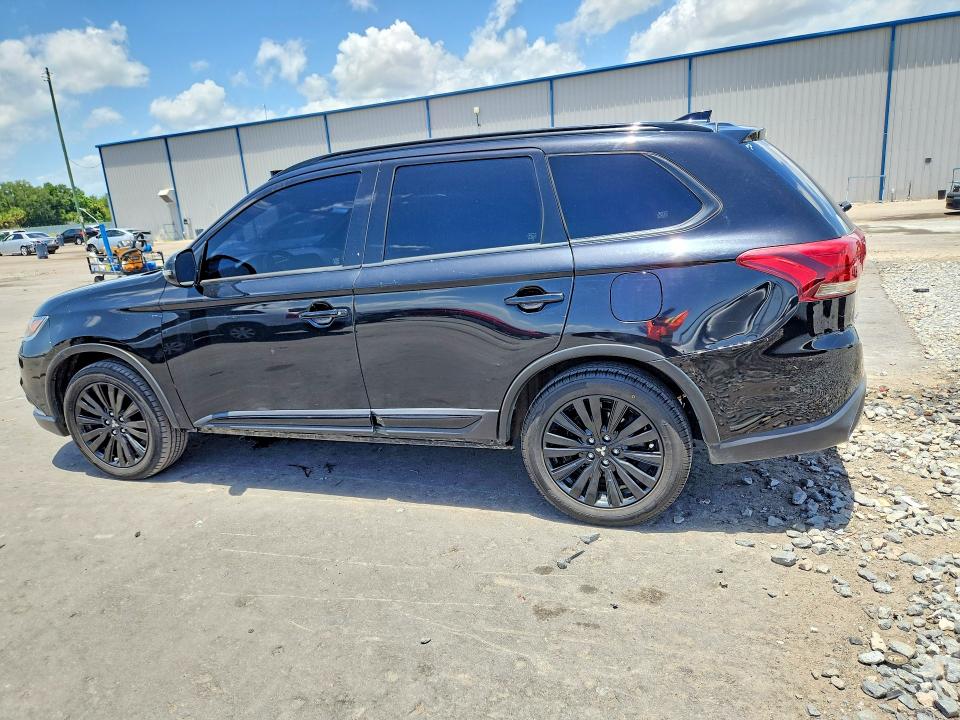 2020 Mitsubishi Outlander VIN JA4AD3A37LZ028312 COPART salvage auction — MINOR DENT/SCRATCHES, FL - CERTIFICATE OF TITLE (P), sold $5,200 on 2026-07-28 (photo 2)