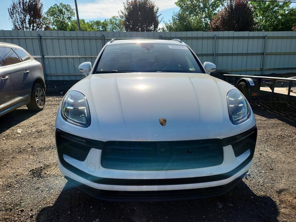 2025 Porsche Macan VIN WP1AA2A50SLB09114 COPART salvage auction — REAR END, Ct - Cert Of Title-Salvage, sold $31,250 on 2026-07-14 (photo 5)
