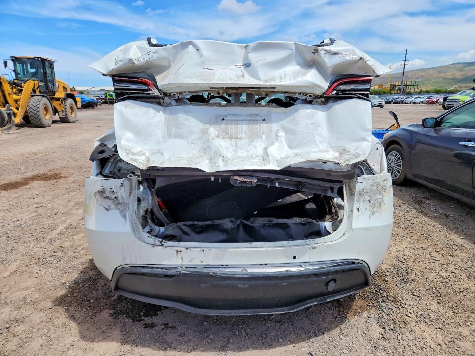 2021 Tesla Model y VIN 5YJYGDED6MF192792 COPART salvage auction — REAR END, Hi - Certificate Of Salvage, sold $2 on 2026-07-20 (photo 6)