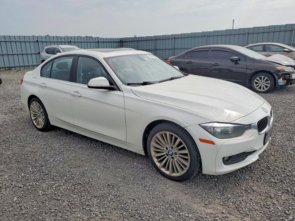 2015 BMW 3 series VIN WBA3C3C56FK202980 COPART salvage auction — WATER/FLOOD, On - Permit Irrepairable, sold $725 on 2026-08-06 (photo 4)
