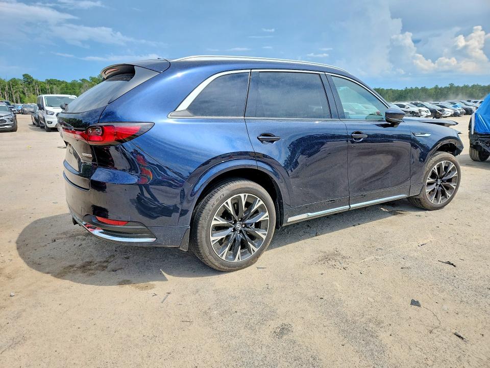 2025 Mazda Cx-90 VIN JM3KKDHC8S1210519 COPART salvage auction — FRONT END, Salvage Title, sold $12,300 on 2026-09-02 (photo 3)