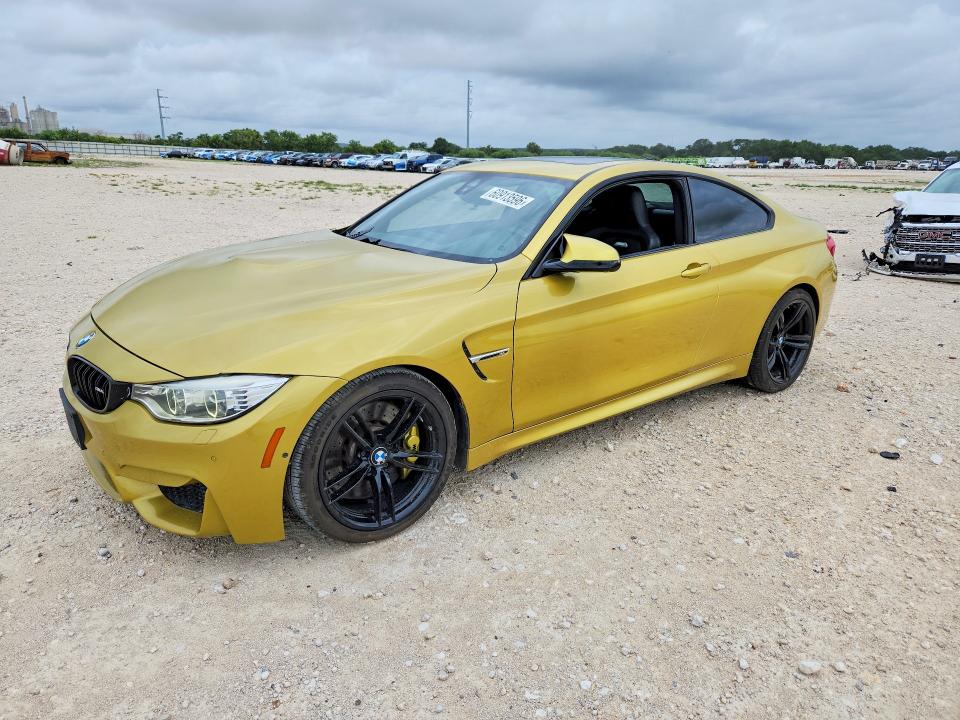2015 BMW M4 VIN WBS3R9C59FK331552 — COPART salvage auction photo