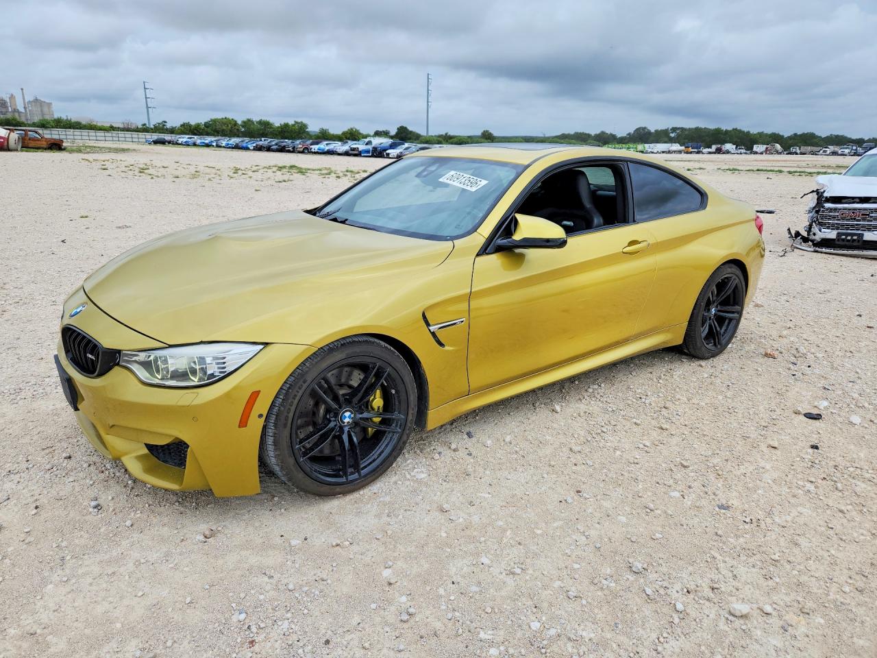 2015 BMW M4 VIN WBS3R9C59FK331552 — COPART salvage auction photo