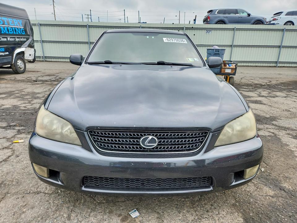 2005 Lexus Is VIN JTHBD192950094909 COPART salvage auction — INTERIOR BURN, Pa - Certificate Of Salvage, sold $1,200 on 2026-07-31 (photo 5)