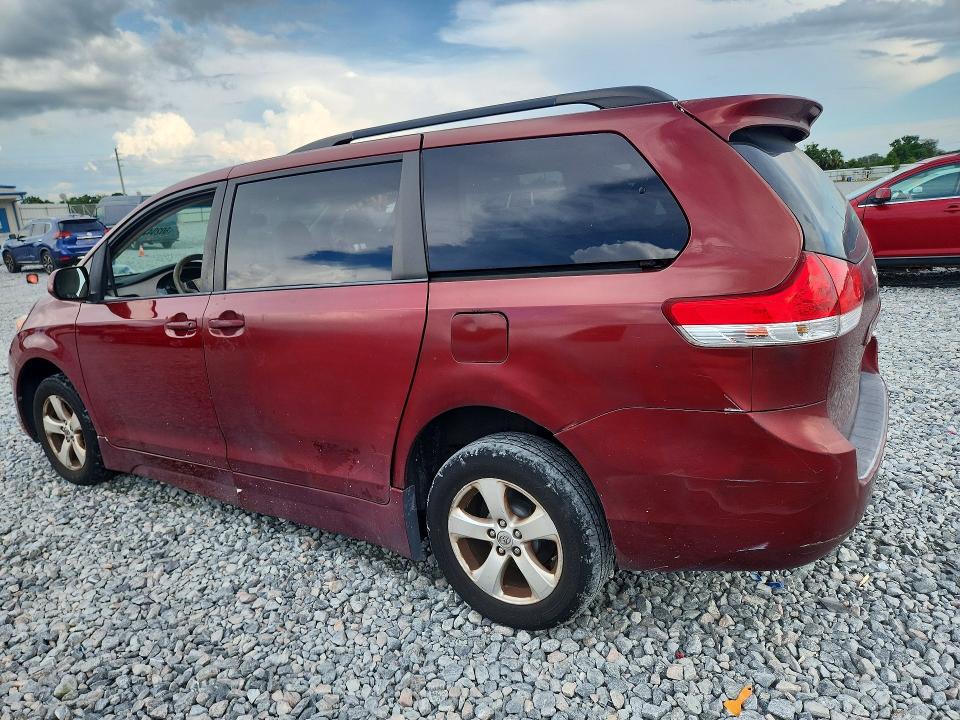 2014 Toyota Sienna VIN 5TDKK3DCXES486104 COPART salvage auction — FRONT END, Fl - Certificate Of Title, sold $1,600 on 2026-07-31 (photo 2)
