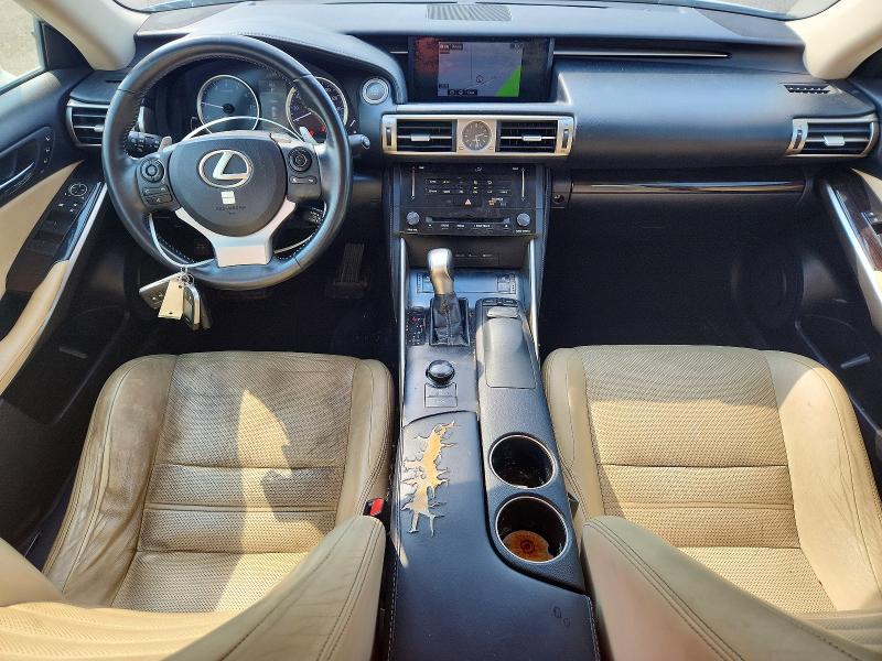 2014 Lexus VIN JTHCF1D23E5012830 COPART salvage auction — MINOR DENT/SCRATCHES, Mn - Certificate Of Title, sold $5,200 on 2026-07-07 (photo 8)