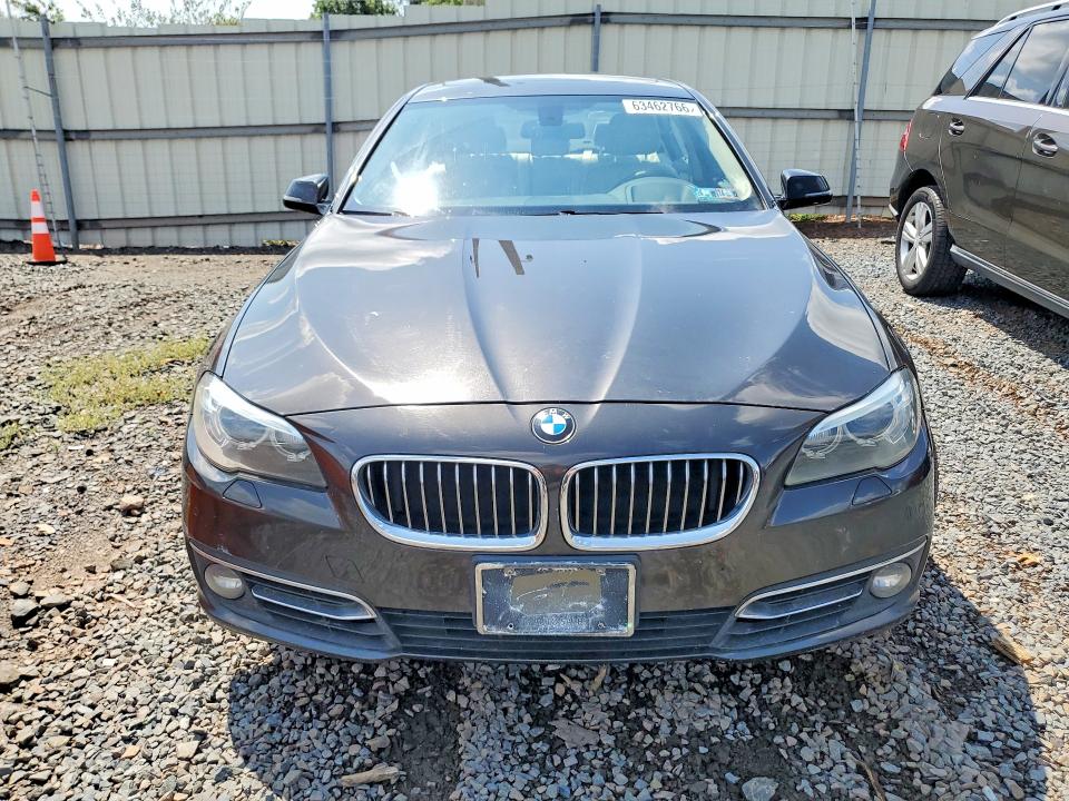 2014 BMW 5 series VIN WBA5B3C55ED534102 COPART salvage auction — MINOR DENT/SCRATCHES, In - Certificate Of Title, sold $2,950 on 2026-08-21 (photo 5)