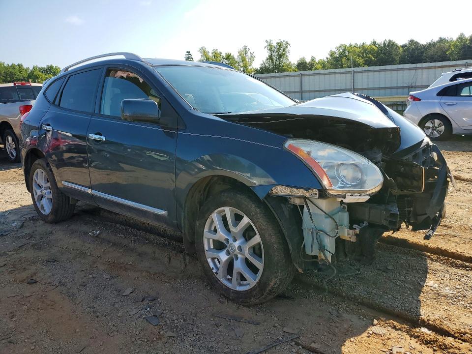 2013 Nissan Rogue VIN JN8AS5MV7DW144167 COPART salvage auction — FRONT END, VA - CERT OF TITLE - SALVAGE, sold $600 on 2026-07-31 (photo 4)