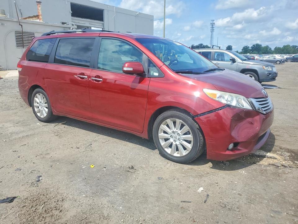 2013 Toyota Sienna VIN 5TDYK3DC4DS280222 COPART salvage auction — REAR END, VA - CERT OF TITLE - SALVAGE, sold $250 on 2026-07-29 (photo 4)