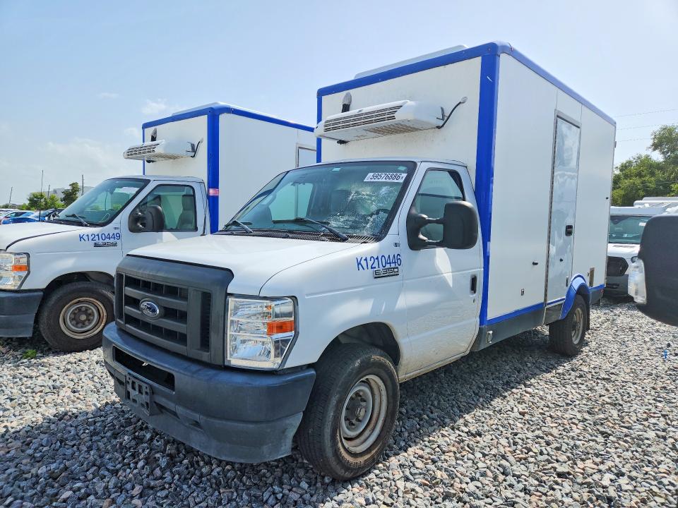 2023 Ford Econoline VIN 1FDWE3FK3PDD14780 COPART salvage auction — MINOR DENT/SCRATCHES, FL - CERTIFICATE OF TITLE (P), sold $8,800 on 2026-07-28 (photo 1)