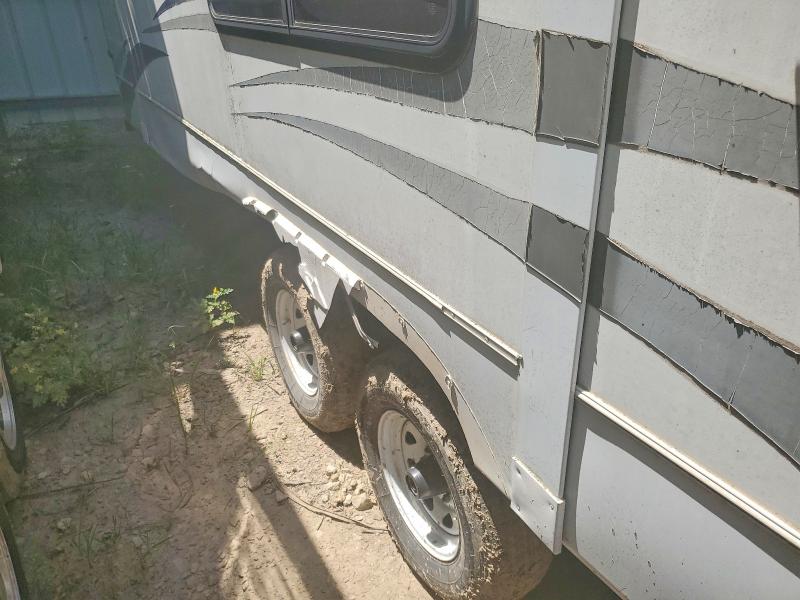 2006 Dutchman VIN 4YDF309236B069796 COPART salvage auction — SIDE, KS - CERT OF TITLE-SALVAGE, sold $1,550 on 2026-09-10 (photo 7)