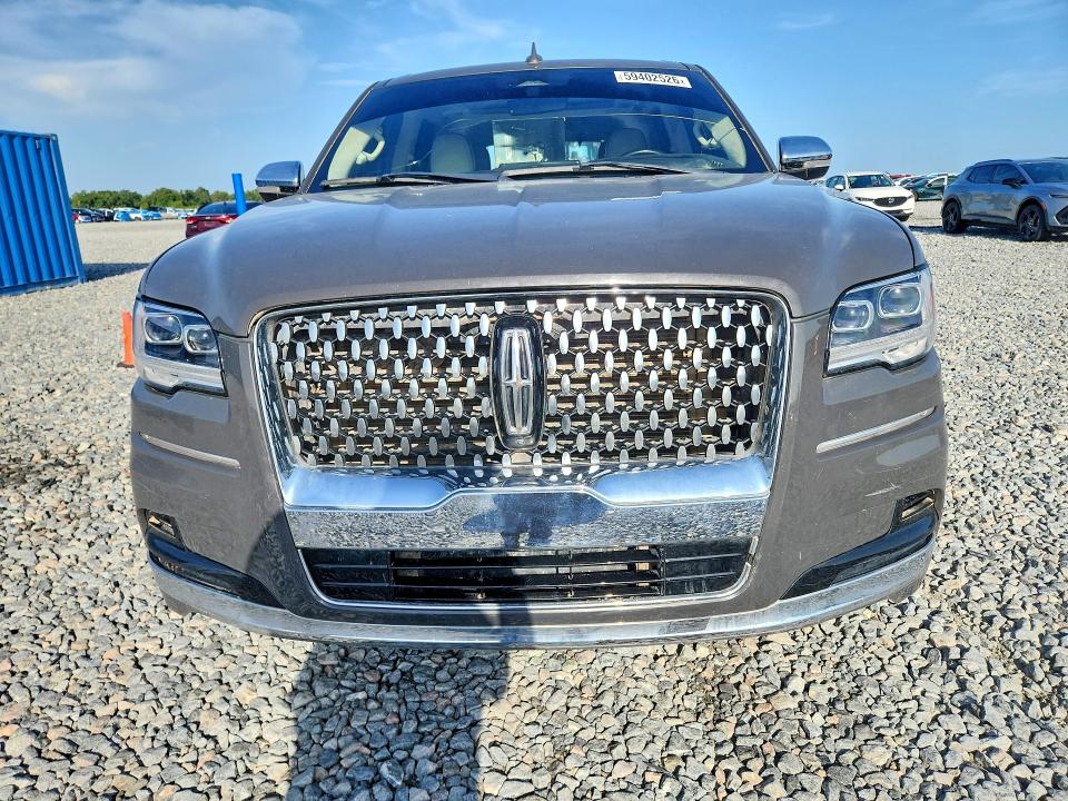 2023 Lincoln Navigator VIN 5LMJJ2TG3PEL15886 COPART salvage auction — REAR END, Fl - Cert Of Title Slvg Rebuildable, sold $33,000 on 2026-07-28 (photo 5)