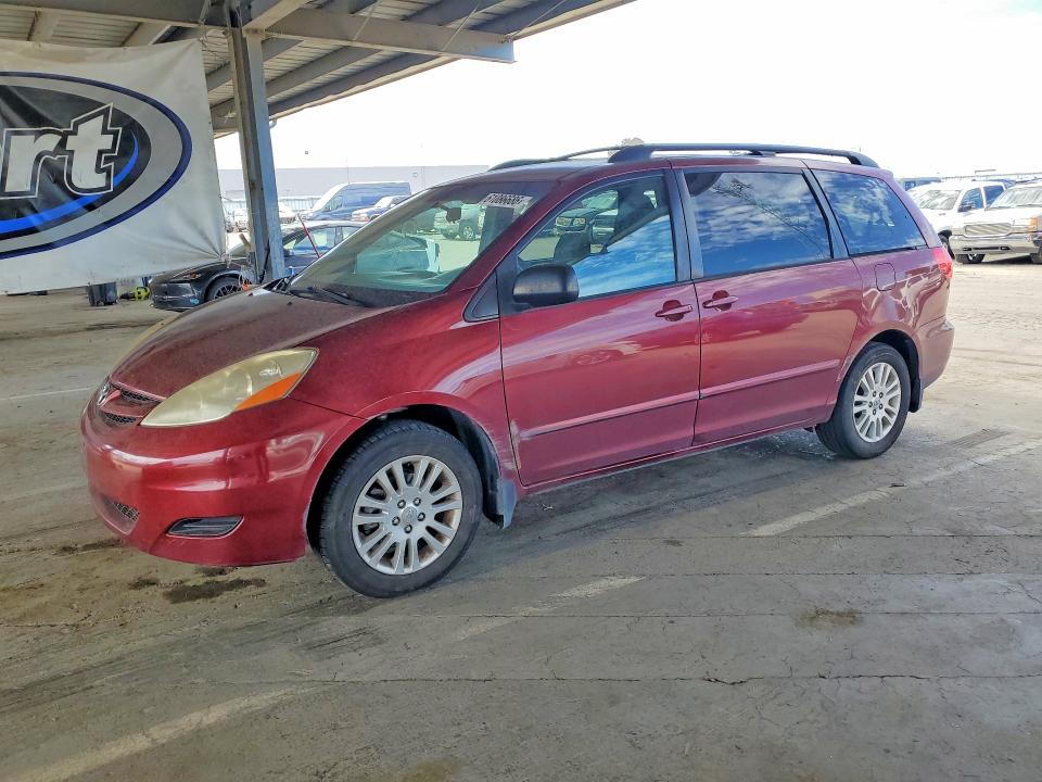 2010 Toyota Sienna VIN 5TDKK4CC3AS314076 COPART salvage auction — MINOR DENT/SCRATCHES, CA - DIS/DLR/EXP APP FOR DUP CLEAN, sold $30 on 2026-07-28 (photo 1)