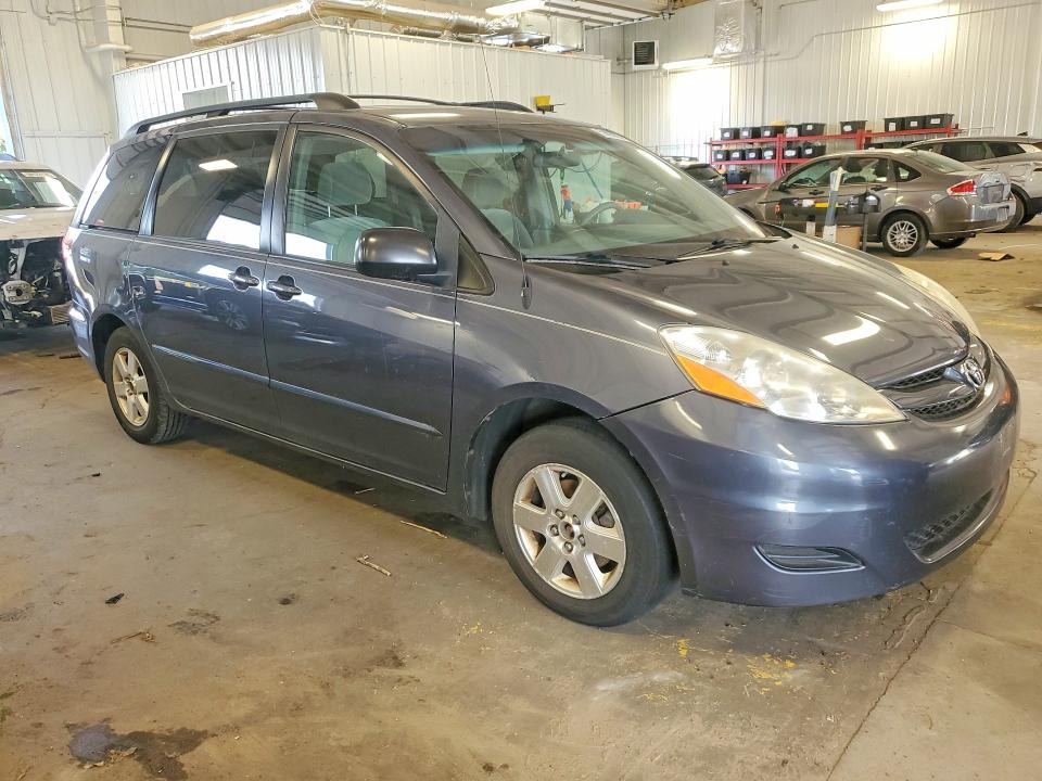 2007 Toyota Sienna VIN 5TDZK23CX7S069191 COPART salvage auction — REAR END, MN - CERTIFICATE OF TITLE, sold $575 on 2026-07-09 (photo 4)