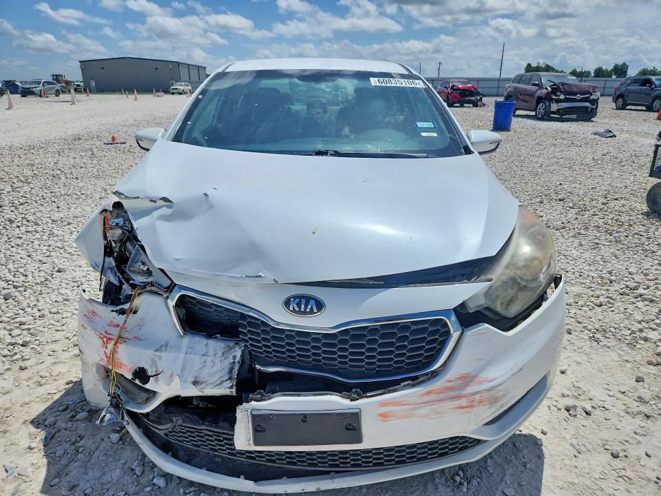 2015 Kia Forte VIN KNAFX4A63F5385014 COPART salvage auction — FRONT END, Tx - Salvage Vehicle Title, sold $1,300 on 2026-07-30 (photo 5)