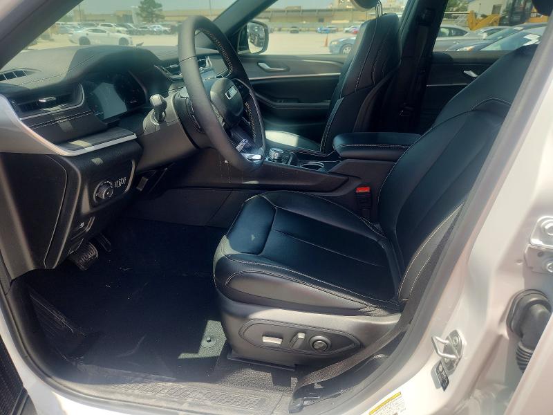 2025 Jeep Cherokee VIN 1C4RJJBG3S8774218 COPART salvage auction — REAR END, Salvage Title, sold $22,000 on 2026-09-16 (photo 7)