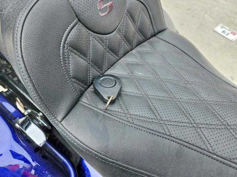 2020 Harley-davidson Flhtk VIN 1HD1KEF14LB649903 COPART salvage auction — ALL OVER, Il - Salvage Certificate, sold $7,300 on 2026-08-20 (photo 8)