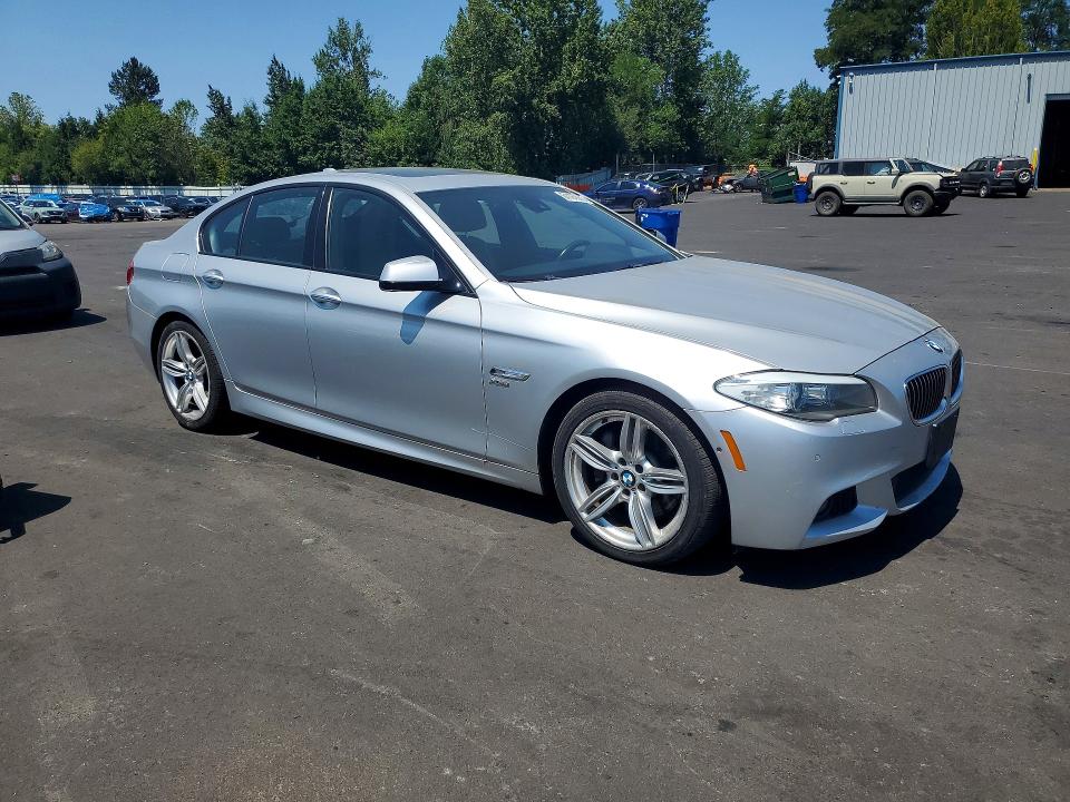 2011 BMW 5 series VIN WBAFU7C57BC778230 COPART salvage auction — MINOR DENT/SCRATCHES, OR - NON PUBLIC CLEAN TITLE, sold $2,100 on 2026-07-22 (photo 4)