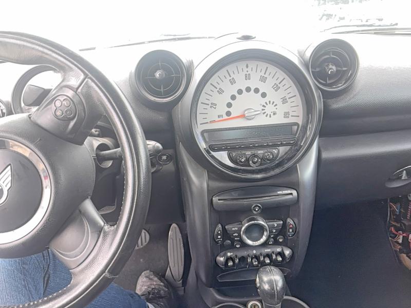 2013 Mini Cooper VIN WMWZC5C50DWP30686 COPART salvage auction — MECHANICAL, Mi - Certificate Of Title (P), sold $525 on 2026-08-07 (photo 9)