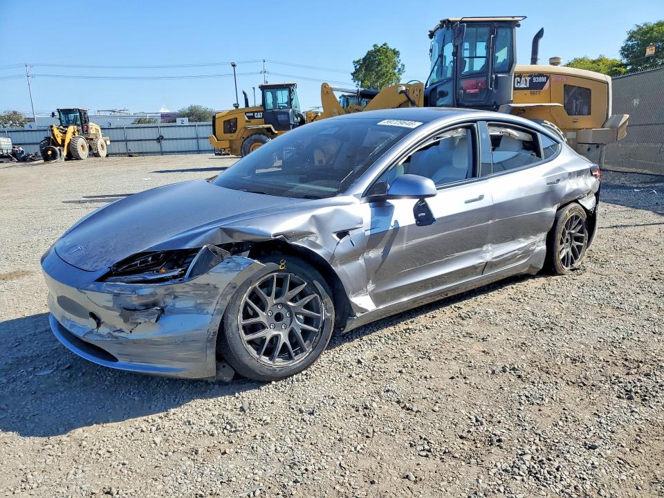 2025 Tesla Model 3 VIN 5YJ3E1EAXSF064931 — COPART salvage auction photo