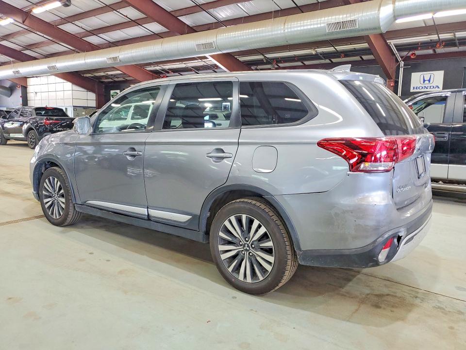 2020 Mitsubishi Outlander VIN JA4AZ3A31LZ003102 COPART salvage auction — MINOR DENT/SCRATCHES, Ny - Certificate Of Title (P), sold $4,500 on 2026-07-14 (photo 2)