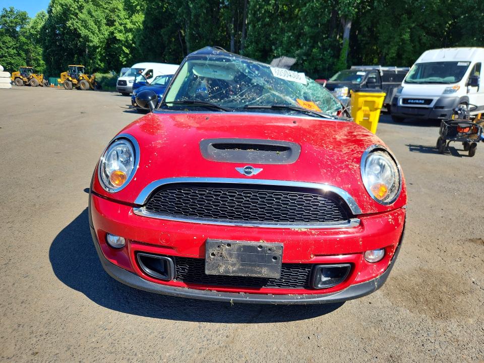 2013 Mini Cooper VIN WMWSV3C59DT394862 COPART salvage auction — ALL OVER, CT - CERT OF TITLE-PARTS ONLY SALVA, sold $450 on 2026-07-23 (photo 5)