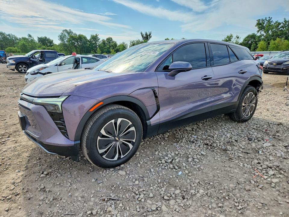 2025 Chevrolet Blazer VIN 3GNKDGRJ4SS134076 — COPART salvage auction photo