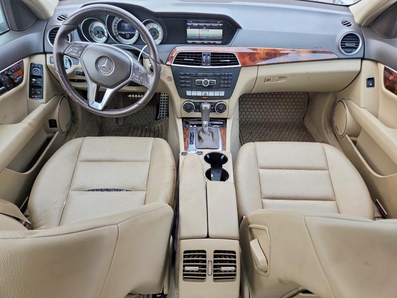 2013 Mercedes-benz C class VIN WDDGF4HB8DR271566 COPART salvage auction — MINOR DENT/SCRATCHES, MA - CERTIFICATE OF TITLE (P), sold $1,950 on 2026-07-27 (photo 8)