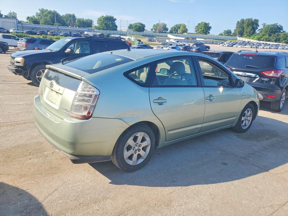 2008 Toyota Prius VIN JTDKB20U183350605 COPART salvage auction — MECHANICAL, Mo - Certificate Of Title (P), sold $175 on 2026-07-21 (photo 3)
