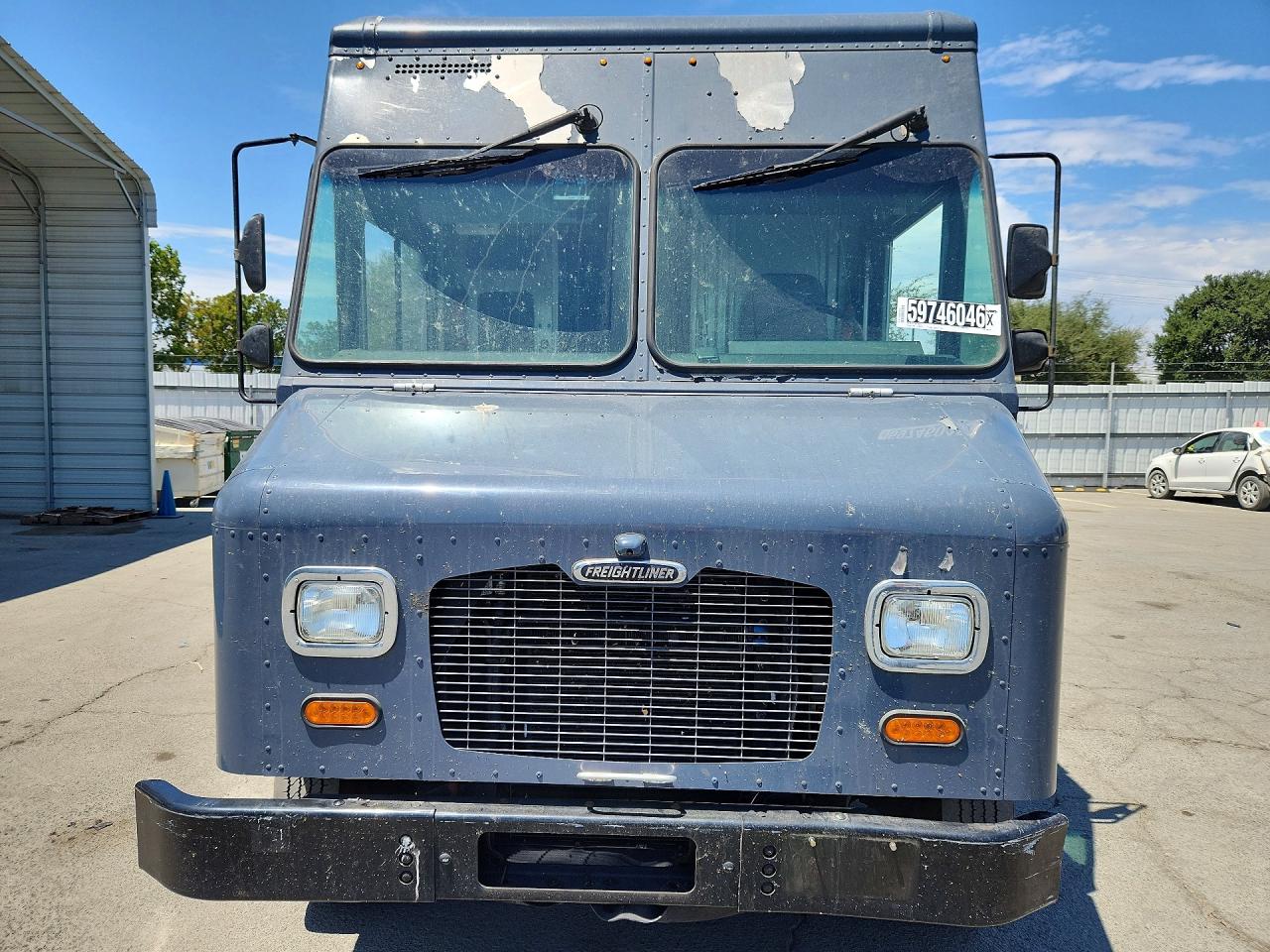 2020 Freightliner Chassis VIN 4UZAC2EA4LCMK2991 COPART salvage auction — Minor Dent/Scratches, CA - DIS/DLR/EXP ONLY CLEAN TITLE, sold $14,700 on 2026-08-06 (photo 5)