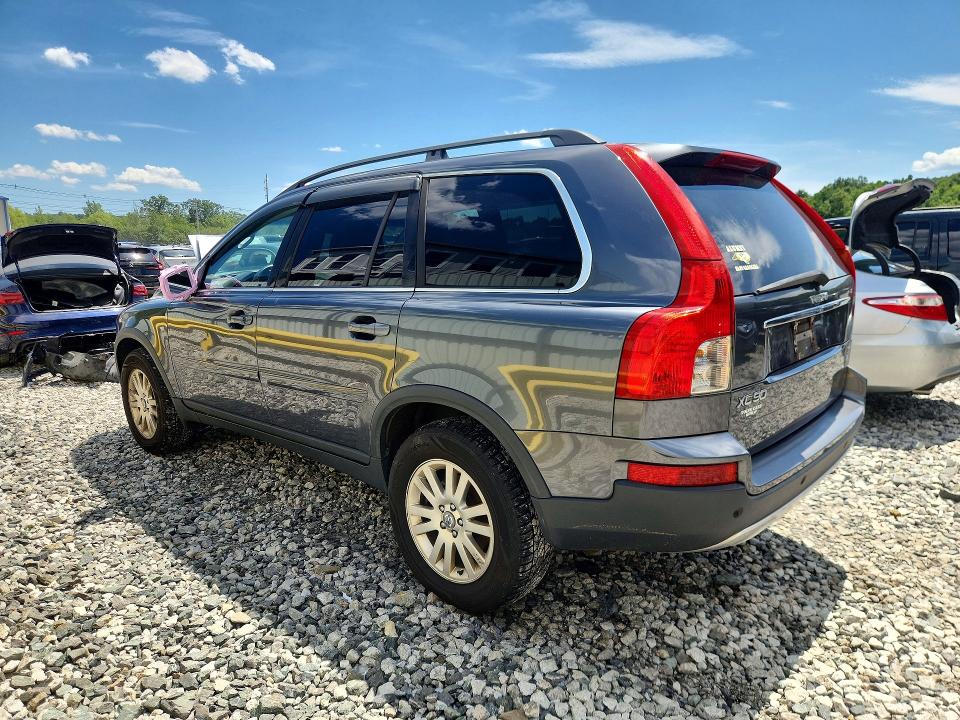 2008 Volvo Xc90 VIN YV4CZ982X81460380 COPART salvage auction — SIDE, MA - CERT OF TITLE-RECONSTRCTD COLL, sold $400 on 2026-07-29 (photo 2)