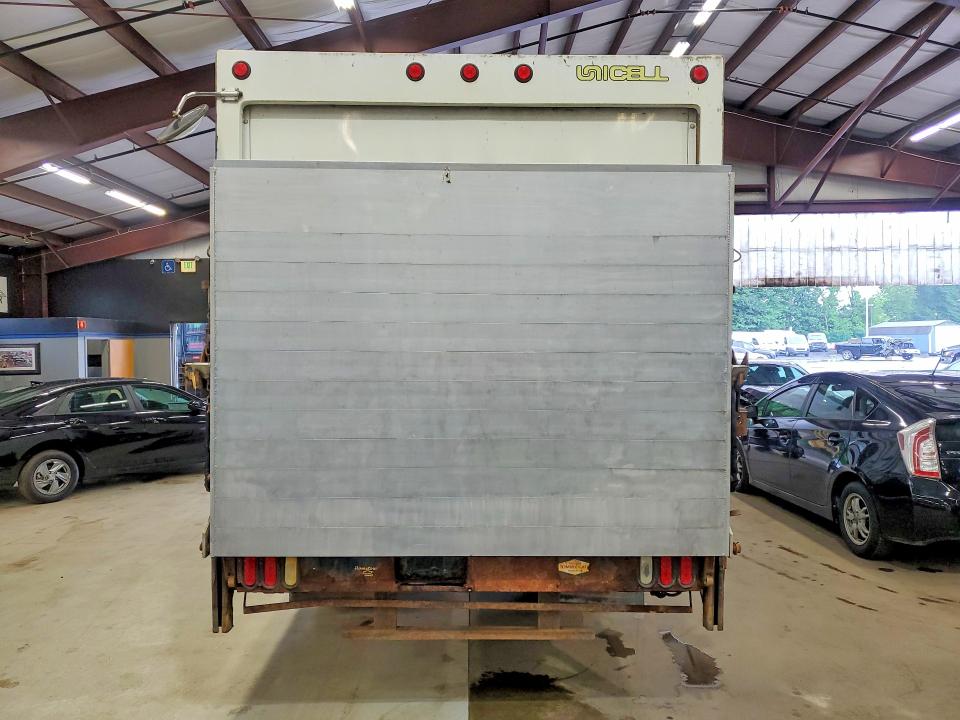 2016 Chevrolet VIN 54DCDW1B0GS809514 COPART salvage auction — MINOR DENT/SCRATCHES, Vt - Certificate Of Title (P), sold $5,400 on 2026-07-22 (photo 6)